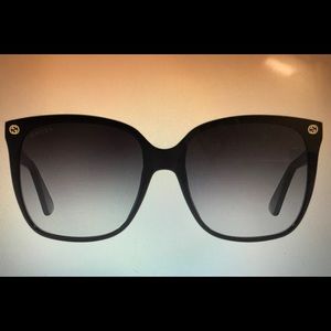 Gucci All black sunglasses (original)